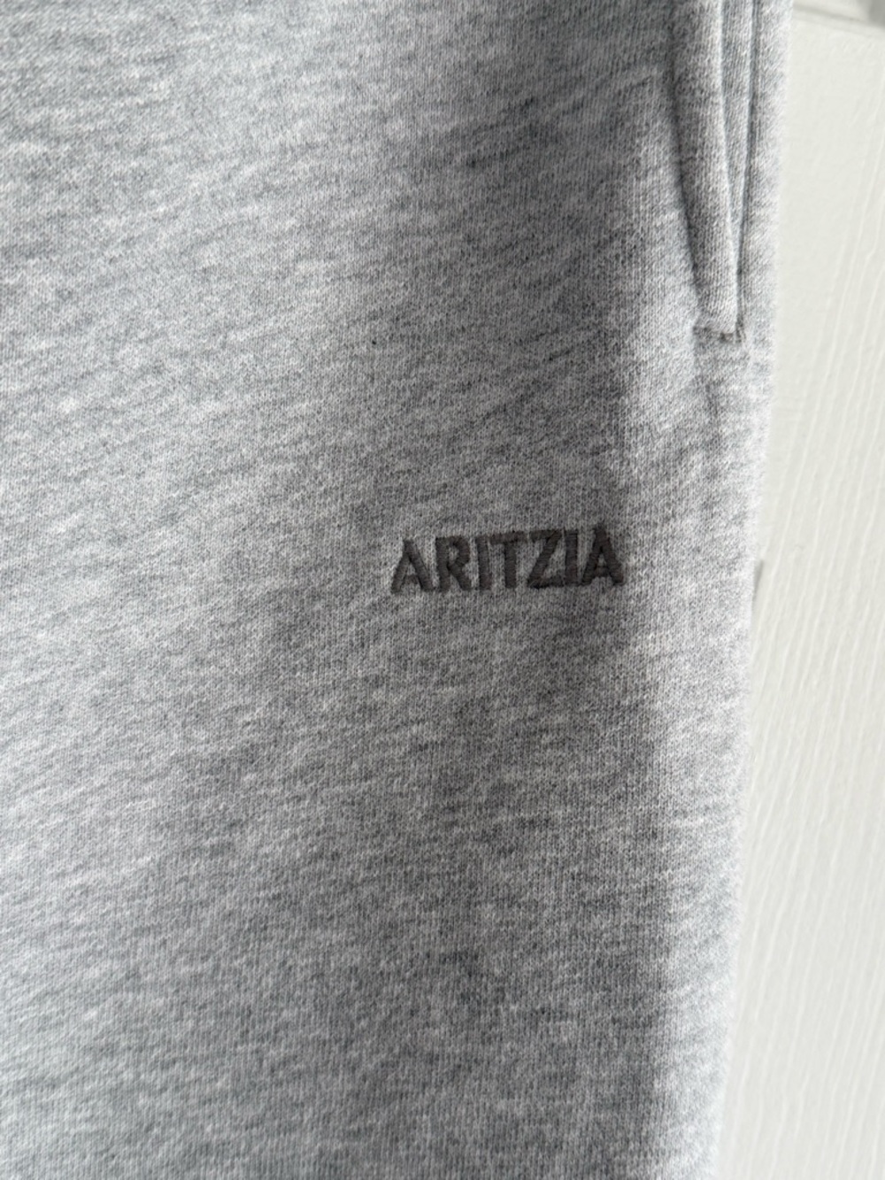 Aritzia Light Grey Sweatfleece Joggers - Picture 2 of 4